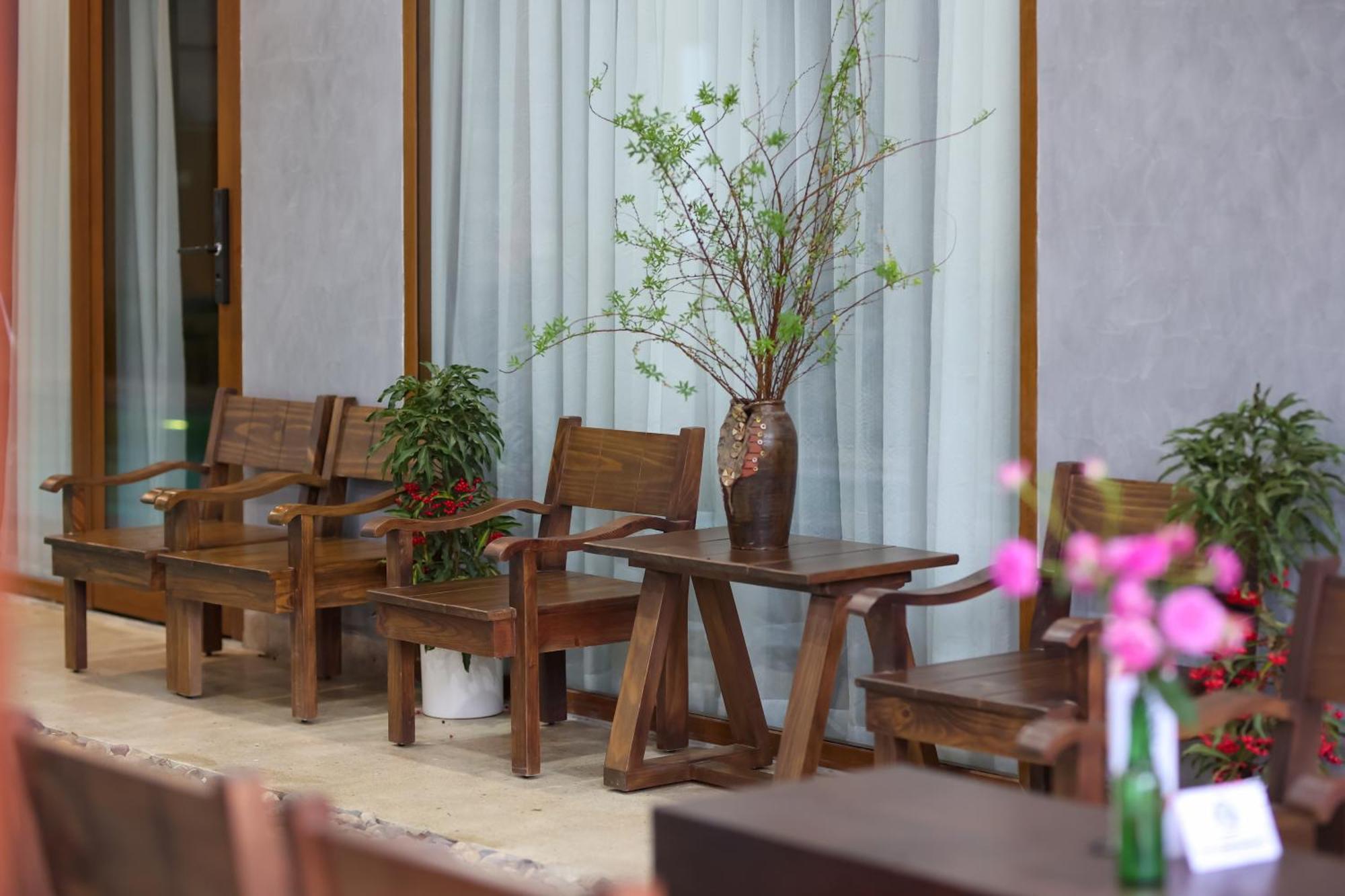 Moon Sun Boutique Villa Hotel Hue Exterior photo